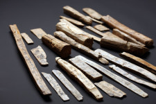 목간, 신비의 베일 벗는다