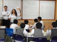 “하이~에브리 원” 찾아가는 영어도서관 인기