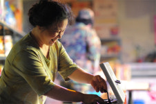 연극 ‘장군슈퍼’ 내달 2일부터 소극장 핫도그 공연