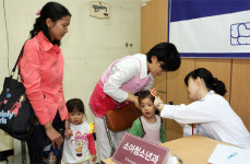 유성구-선병원, 다문화 가정 의료봉사