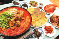 태화식당 - 38년 전통 묵은지 닭볶음탕 입맛 유혹