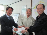 옥천 장야1리 노인회 폐지 팔아 장학금 기탁