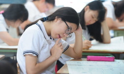 하나만 틀려도 등수 뚝뚝 … 빛바랜 맹모둔산지교