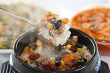 겨울 보양식 태안 굴밥 맛보세요