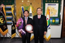 명예면장에 신동현씨 예산 응봉면