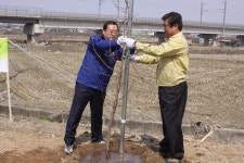 충주 사과나무 가로수길 추가 조성구간 식목행사
