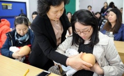 보건소 모유수유 클리닉… “엄마되기 어렵네”