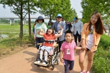 공주시, 장애인과 함께하는 나들이 행사 개최