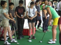 KLPGA 소속 프로 골퍼 4명 청원 행정초서 꿈나무 지도
