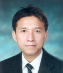 말벌 쏘인 50대男 구조한 경찰관 화제