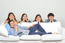 지역 스타작가가 만든 연극 ‘바그다드 여인숙’