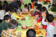 논산 벌곡초 사랑의 김장 행사