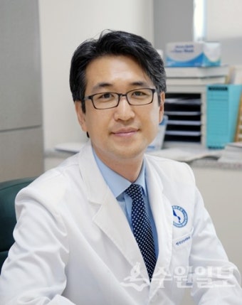 홍창형 아주대병원 교수, 보건복지부장관상 수상