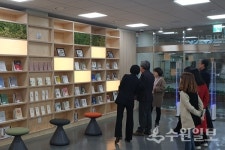 개관 25주년 수원 선경도서관, 통합형 열린공간으로 재탄생