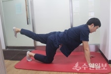 사회적 거리두기 기간 척추건강 지키는 방법