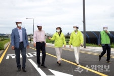 조미옥 수원시의원, 입북동 벌터마을 ~ 금곡동 강남아파트 연결도로 현장 점검
