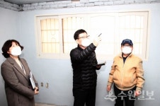 백운오 팔달구청장, 리모델링 인계동 본동 경로당 현장 방문