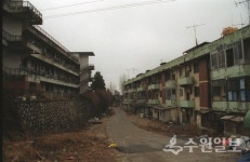 [김충영 수원현미경(20)] 화성주변 판자촌을 정리하라!