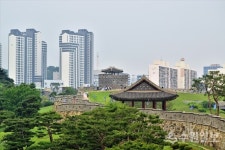 역사문화환경 보존지역 200미터 축소? 수원화성 세계유산 해제 우려  
