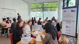 수원시 중소기업, 체코·네덜란드서 수출 개척