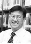 [김준기의 수원 詩, 수원 詩人(75)] 박일만 억새풀처럼-끝에서 처음인 사랑 45
