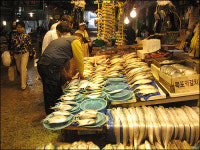 양동시장 “조상 덕! 웃지요”