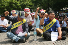 축산농가 경마 전자카드 도입 반대