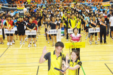 셔틀콕 축제 개막...배드민턴 열기 속으로