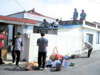 외도동연청 어려운 이웃 지붕 수리 등 봉사