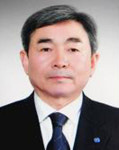 유 창 삼 제주시교육청 행정지원국장