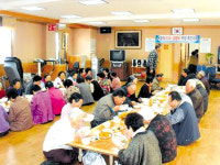 건입동 화룡각, 점심식사 대접