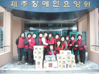 제주시농협 부녀회장協, 생필품 전달