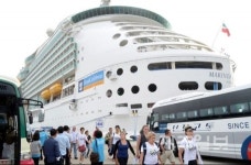 마리너 오브 더 씨즈 호  제주항 입항