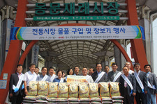 전통시장서 메르스 극복 내수 경제 활력을