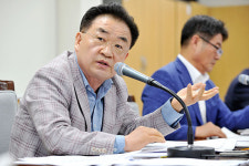 자연녹지 내 대형 관광음식점 허용 논란