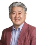 오영훈 전 의원, 예비후보 등록...선거전 본격화
