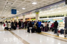 윈드시어로 하늘길 막힌 제주공항/제주국제공항