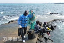 물질 준비중인 해녀들/제주시 구좌읍
