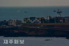 제주항 포화로 해상에서 정박중인 선박들/제주시 제주항 해상