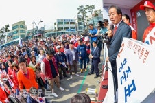 자유한국당 홍준표 후보 제주 동문로터리 유세