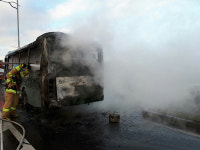 평화로서 인력수송버스 화재…인명피해 없어