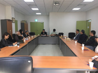 평화를 바라는 마음으로 작품 그린다