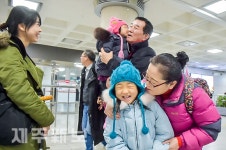 가족과 함께 명절을 보낼 수 있어서 행복합니다