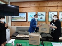 댕댕이샵, 한림초에 덴탈 마스크 2000장 전달