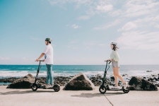 유망 스타트업 육성에 관광 개발까지...일석이조