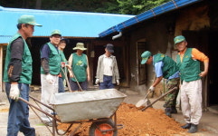 인제 사랑의 집 고쳐주기