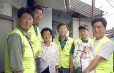 동해상사 하우리봉사단 독거노인 위문