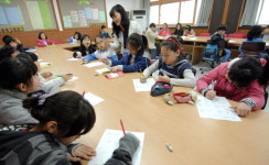 남춘천초교 원어민 중국어교실 개강