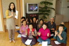 경쾌한 음악소리에 웃음꽃