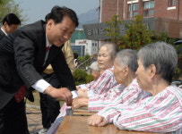 이광재 후보 원주 상애원 방문